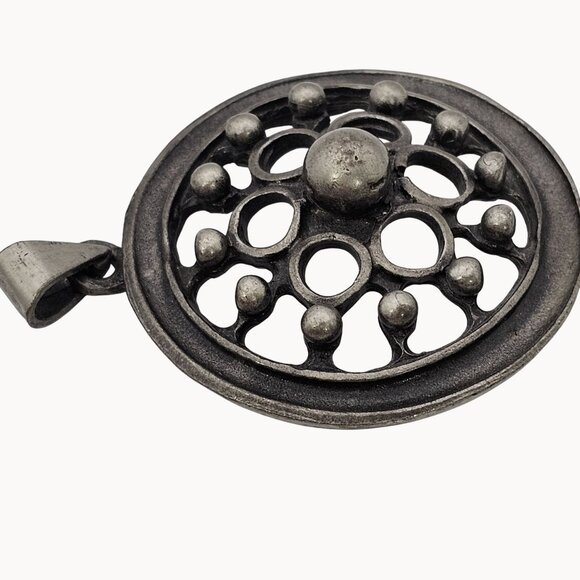 VTG Necklace Pendant Silver Tone Pewter Round Denmark Retro Whimsigoth Floral 2" - Picture 14 of 16